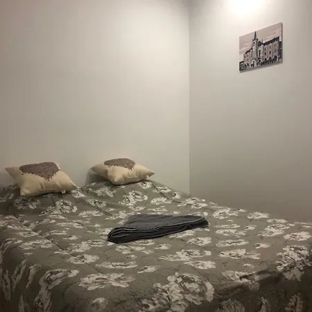 In The Centre * موكاشيفه